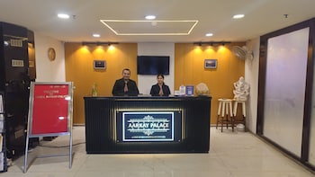 hotel aarkay palace