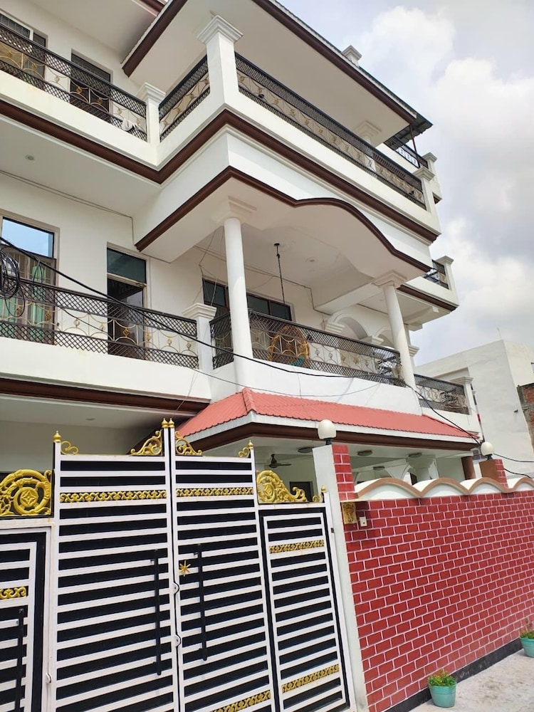 varuna palace varanasi