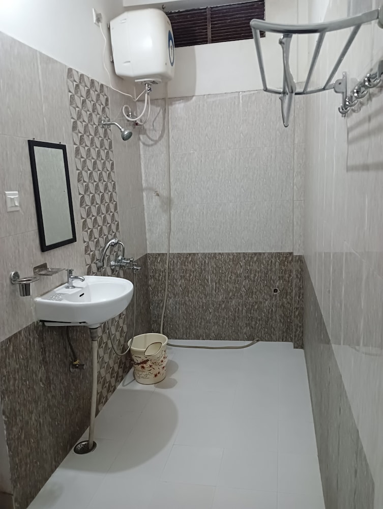 varuna palace varanasi