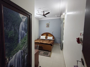 varuna palace varanasi