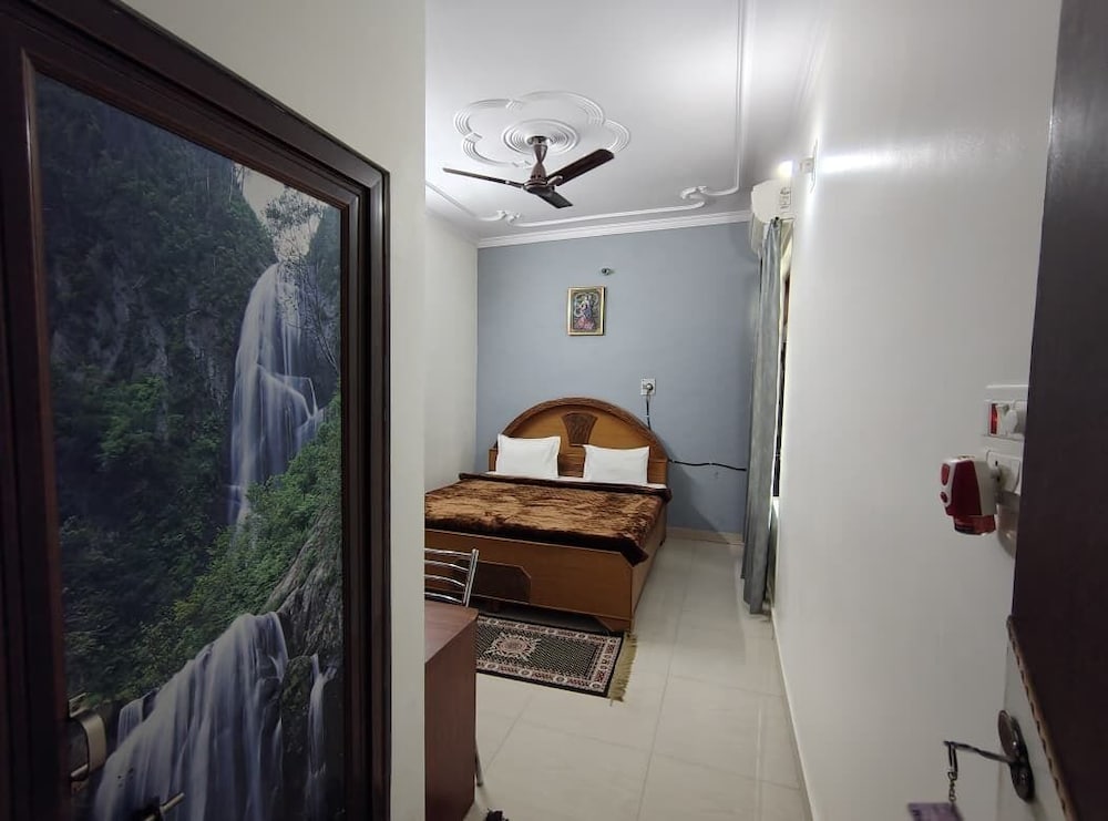 varuna palace varanasi