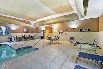 Hampton Inn Beloit,Janesville>>Beloit,3 star