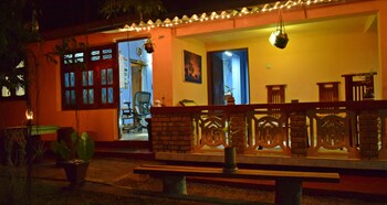 elephant lovers inn