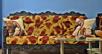 Elephant Lovers Inn,Kurunegala>>Kegalle,2.5 star