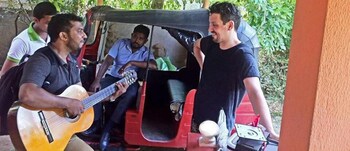 Elephant Lovers Inn,Kurunegala>>Kegalle,2.5 star