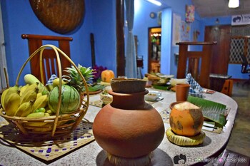 Elephant Lovers Inn,Kurunegala>>Kegalle,2.5 star