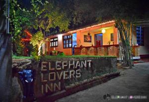 elephant lovers inn