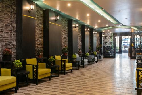 azalea parkview hotel