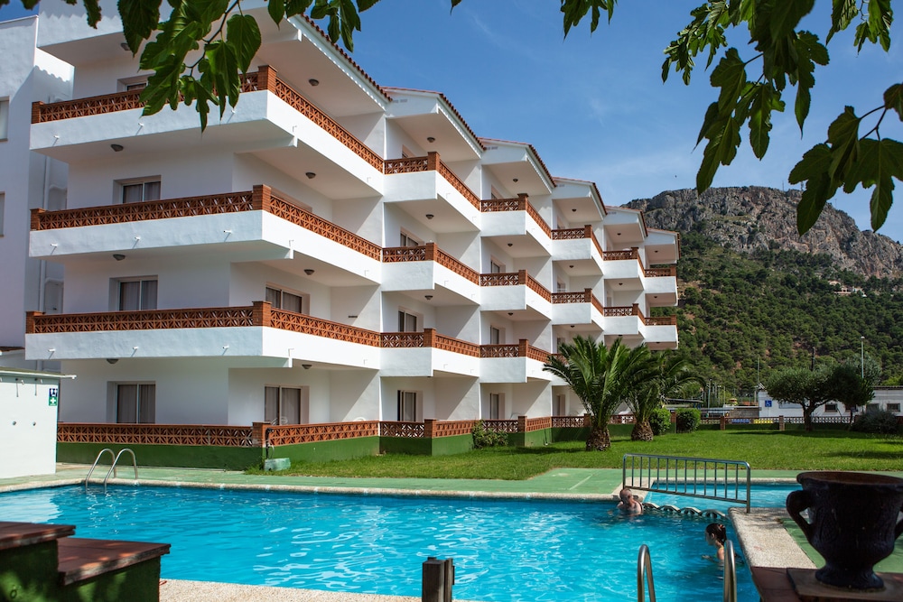 rv hotels apartamentos quijote