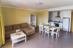 rv hotels apartamentos quijote