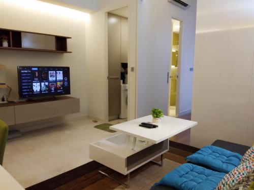mont kiara professional service suite by mihomes