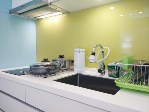 mont kiara professional service suite by mihomes