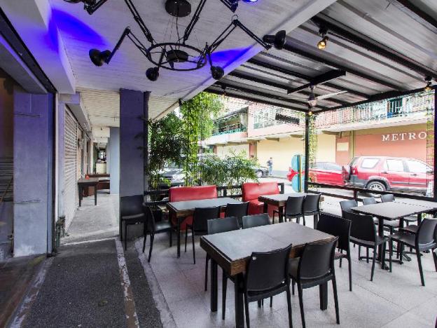 dg budget hotel salem