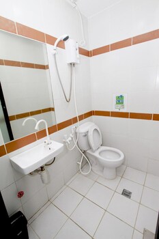 dg budget hotel salem