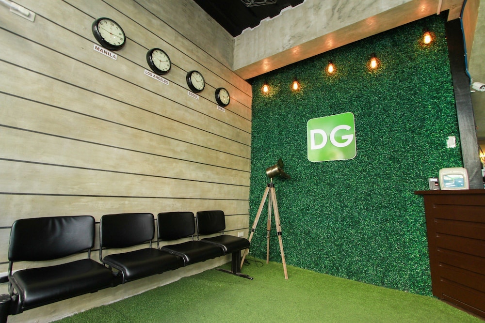 dg budget hotel salem