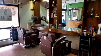 dg budget hotel salem