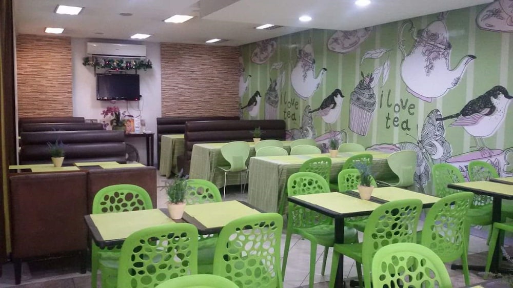 dg budget hotel salem