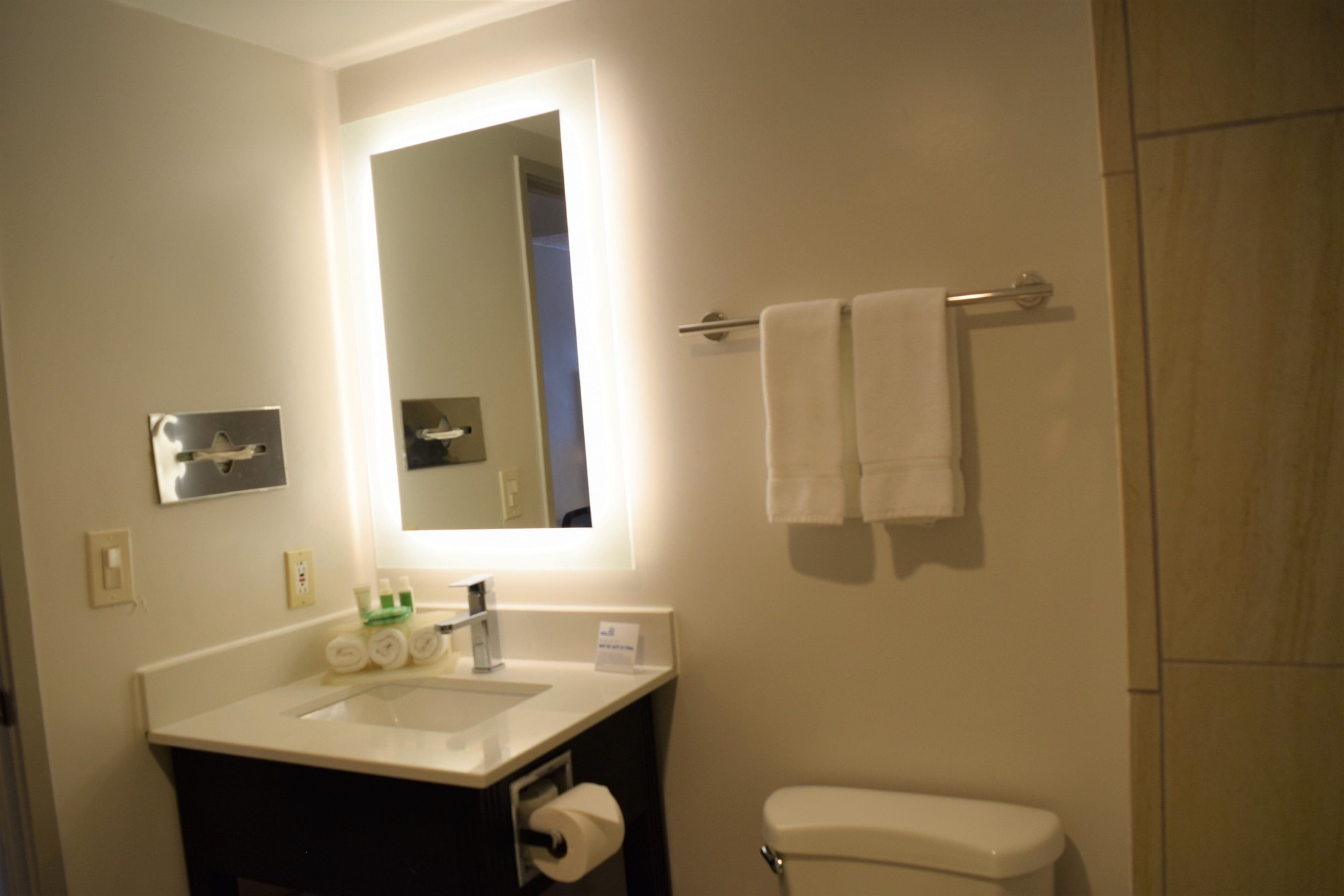 holiday inn express philadelphia ne bensalem an ihg hotel