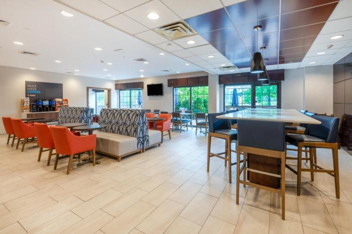 holiday inn express philadelphia ne bensalem an ihg hotel