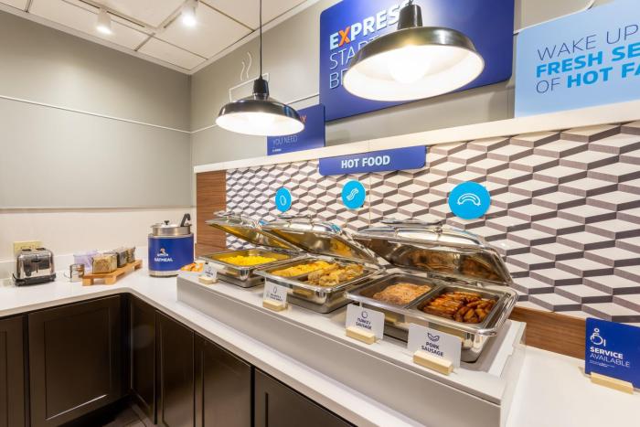 holiday inn express philadelphia ne bensalem an ihg hotel