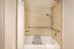 holiday inn express philadelphia ne bensalem an ihg hotel