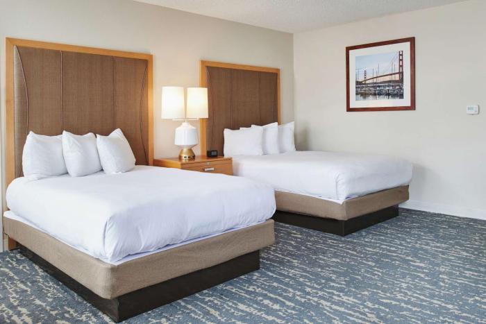 doubletree by hilton hotel berkeley marina