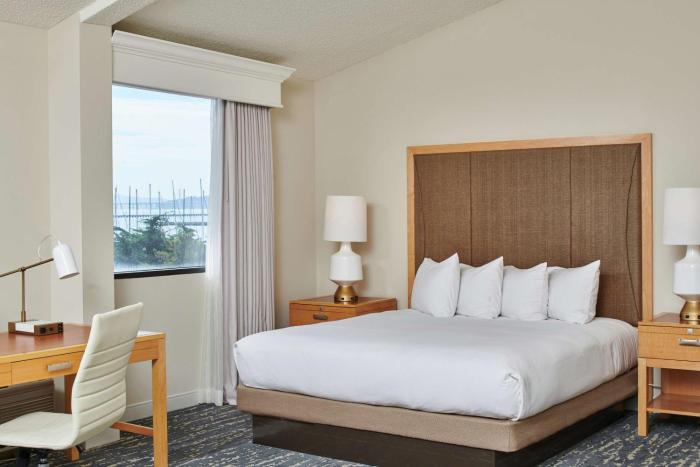 doubletree by hilton hotel berkeley marina
