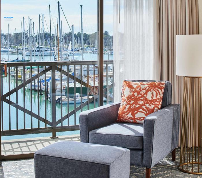 doubletree by hilton hotel berkeley marina