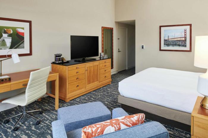 doubletree by hilton hotel berkeley marina