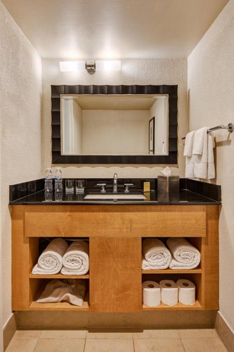 doubletree by hilton hotel berkeley marina