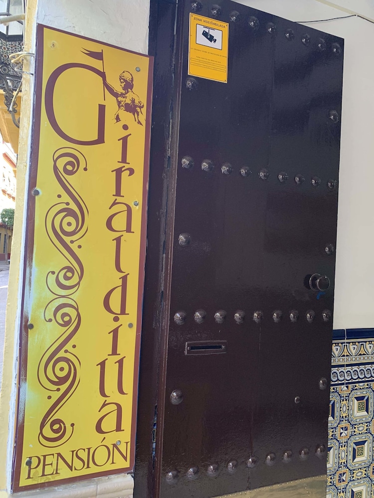 pension giraldilla