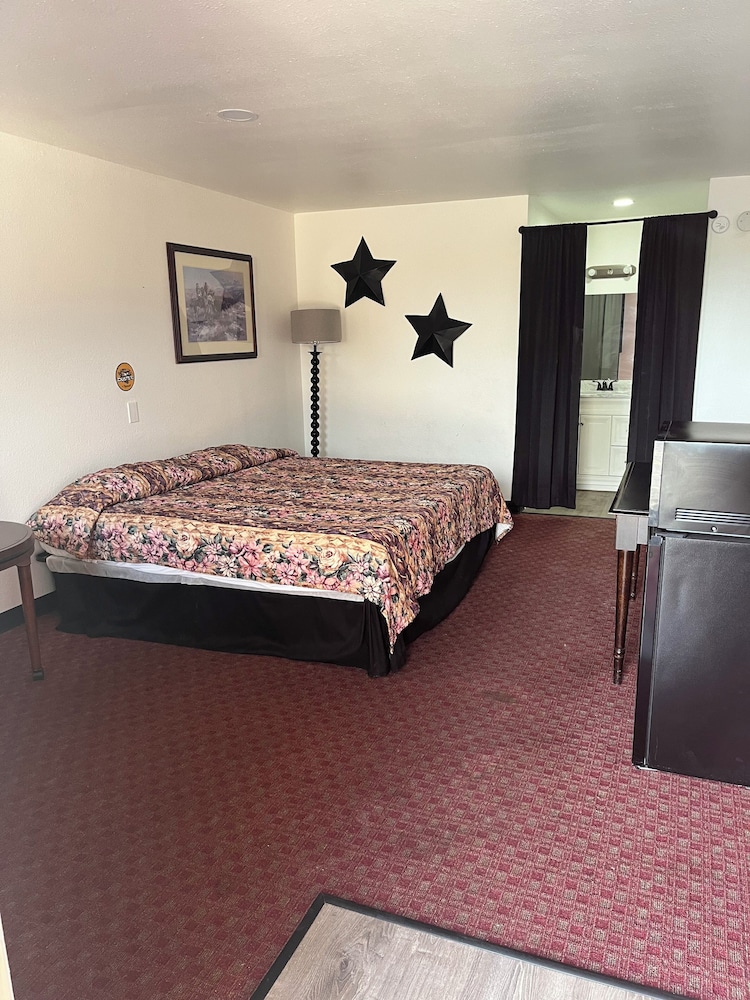 glen rose inn and suites