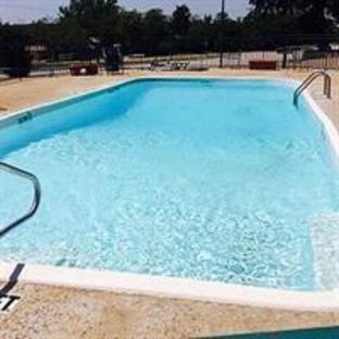 glen rose inn and suites