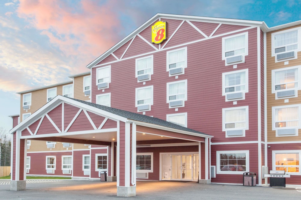 Super 8 By Wyndham Red Lake On,Niagara-On-The-Lake>>Kenora,2 star