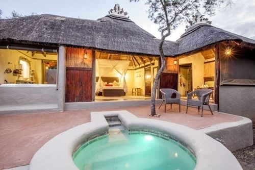 Safari Lodge - Amakhala Game Reserve,,5 star
