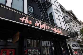 the metro hotel