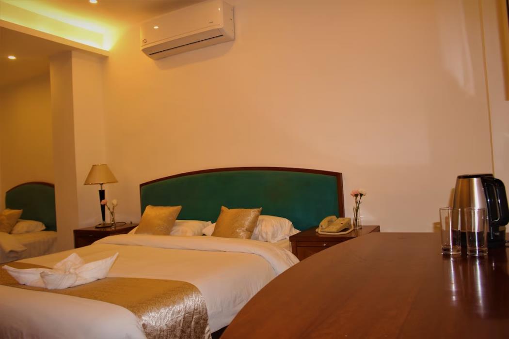 new merryland hotel