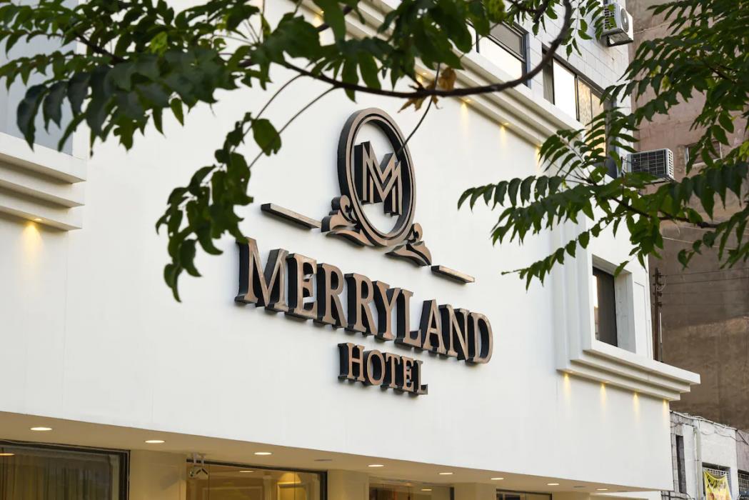 new merryland hotel