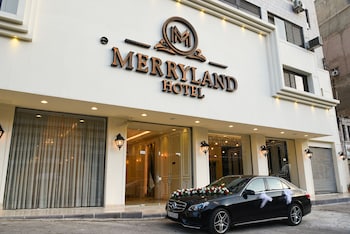 new merryland hotel