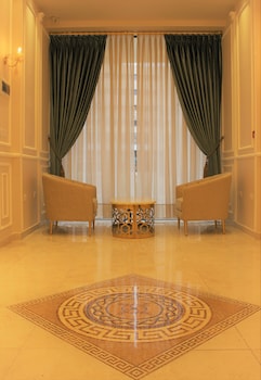 new merryland hotel