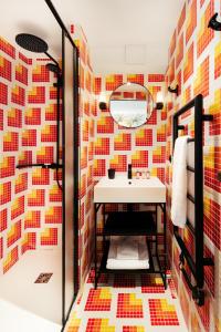 my maison in paris louvre