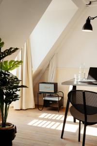 my maison in paris louvre