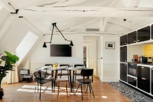 my maison in paris louvre