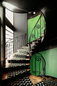 my maison in paris louvre