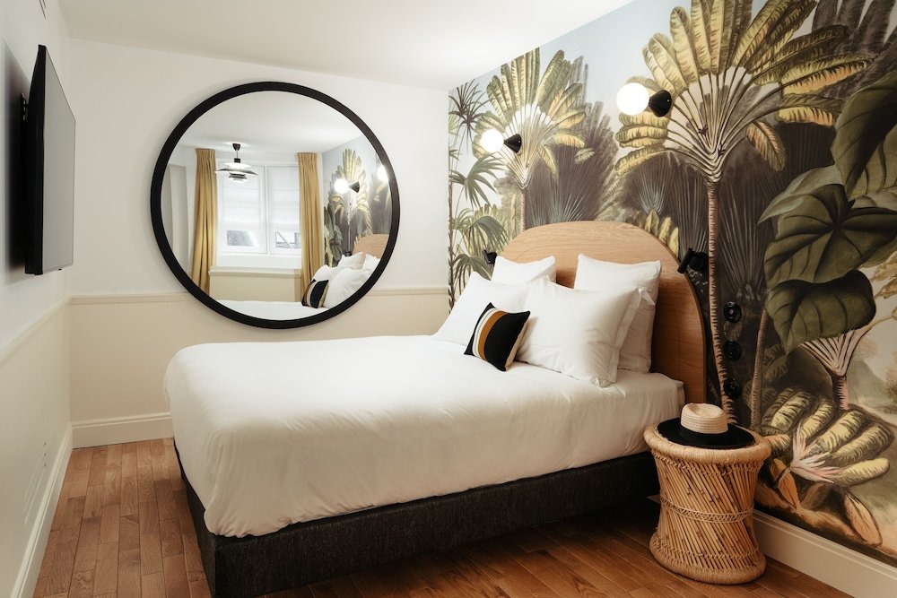 my maison in paris louvre