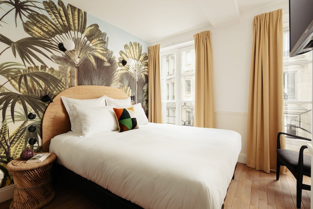 my maison in paris louvre