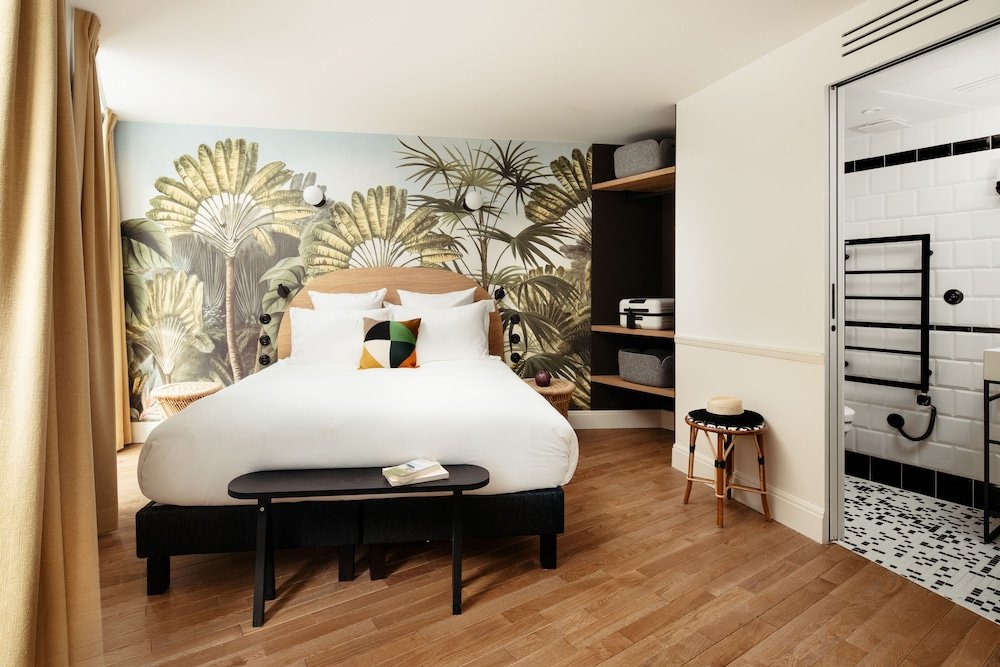 my maison in paris louvre