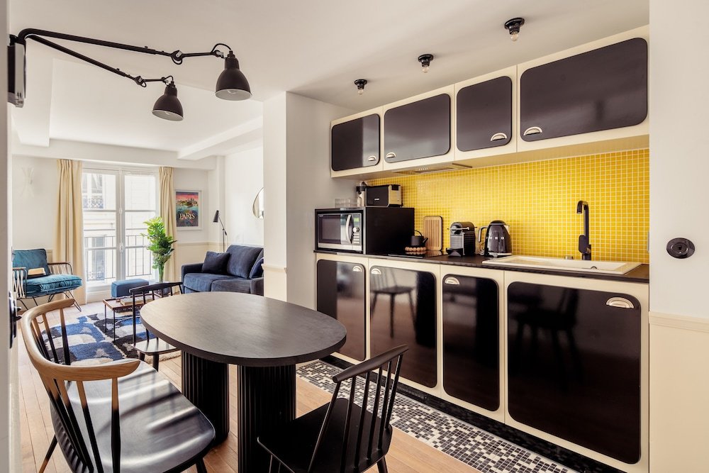 my maison in paris louvre