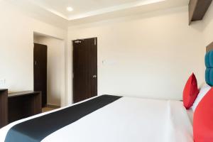 Capital O 45731 Hotel Seatree,,3 star