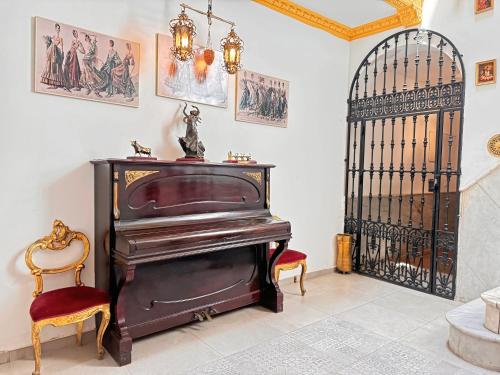 palace house hercules 92